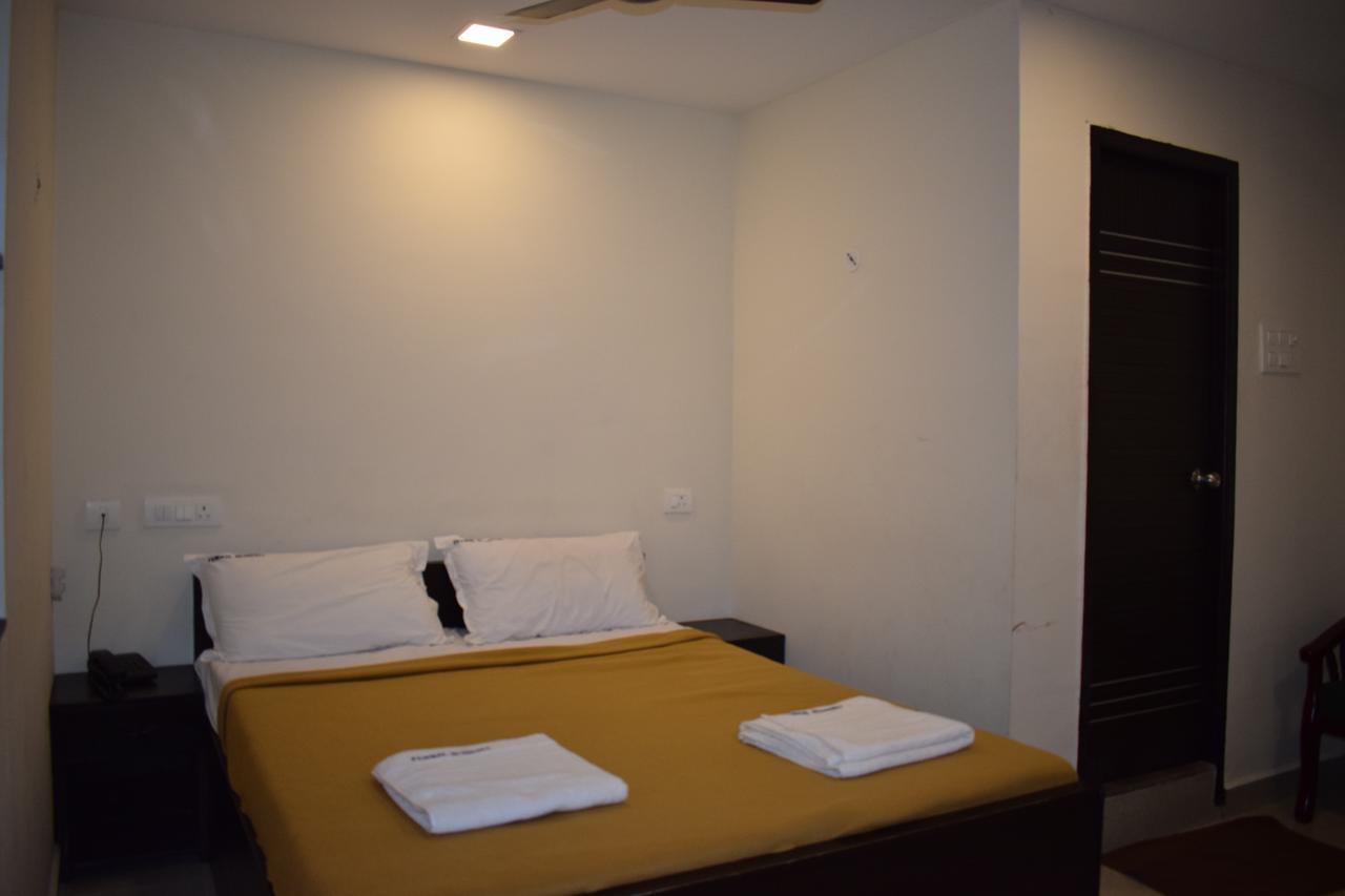 Pammal Residency Chennai Exterior photo